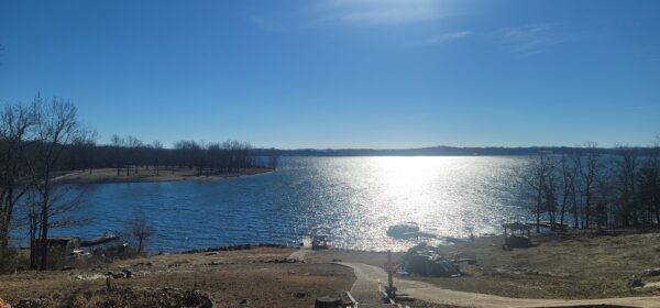 1.03 Acres in Horseshoe Bend AR Facing Lake- 3 Adjacent lots - Image 2