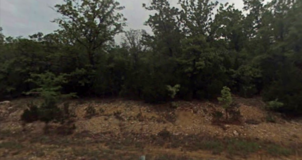 18,504 Sq Feet in Horseshoe Bend AR Close to Lake
