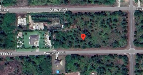 Lot at 1121 Crestwood St E, Lehigh Acres, FL - Image 3